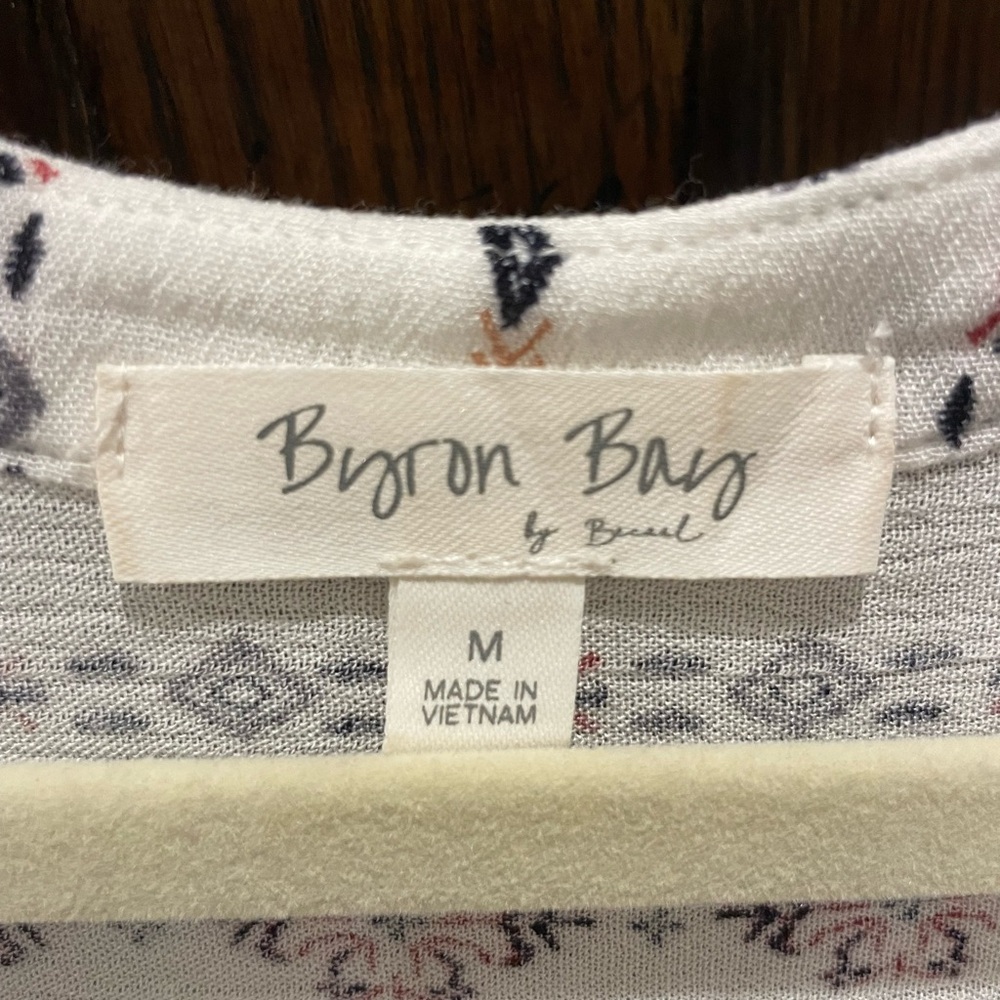Byron Bay Women’s Printed Blouse - Picture 7 of 13